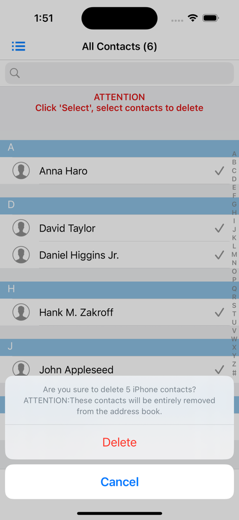 Écran de confirmation pour la suppression en masse de cinq contacts sélectionnés dans l'application de nettoyage de carnet d'adresses mobile