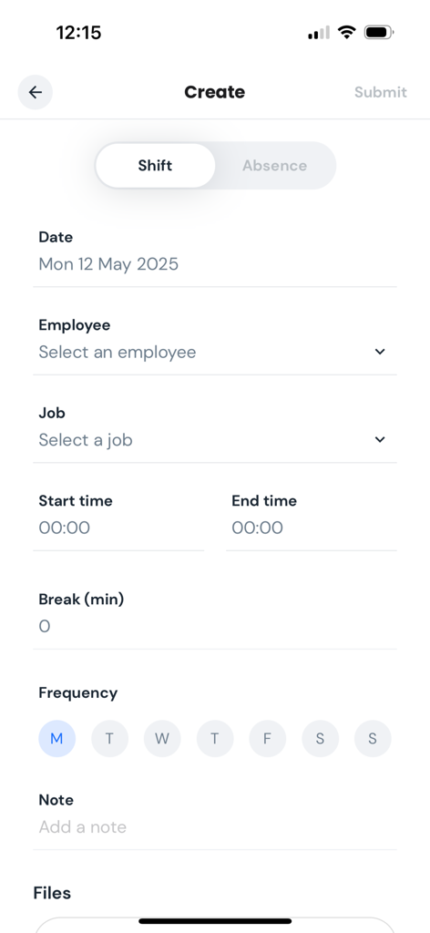 Interface de l'application Skello montrant un formulaire pour créer un nouveau shift de travail avec des champs pour la date, l'employé, le poste et l'heure
