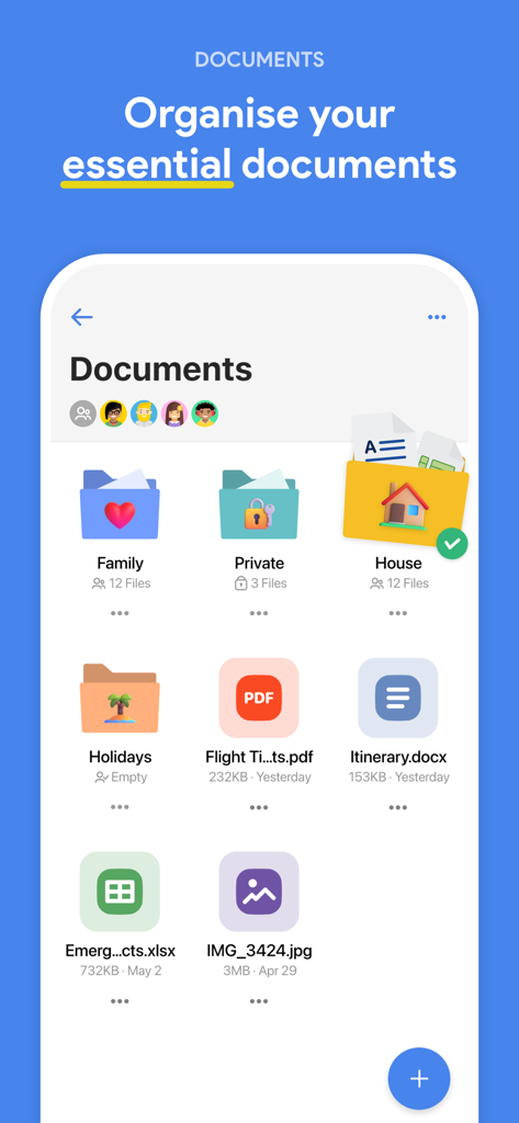 Écran des documents de l'application FamilyWall montrant des dossiers partagés pour les dossiers de la maison et des vacances