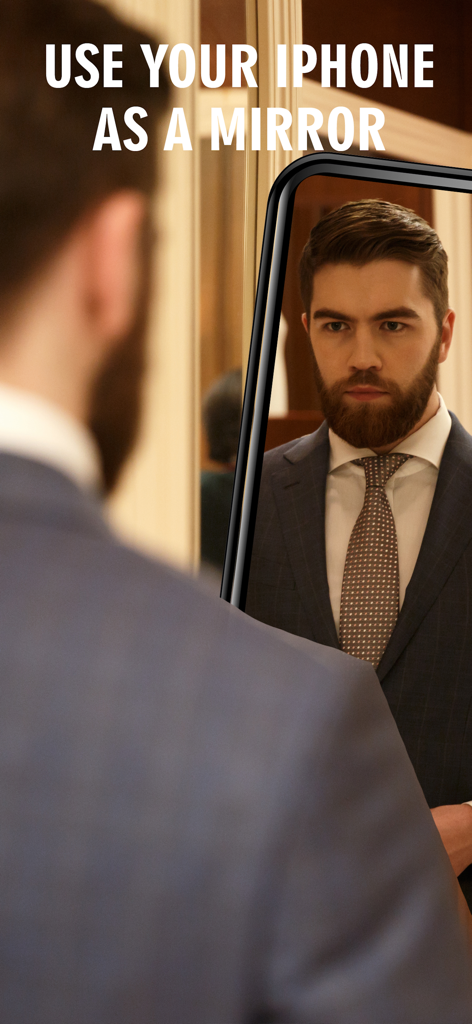 Ein Mann im Anzug, der sein Spiegelbild mit der Mirror-App auf einem iPhone überprüft.