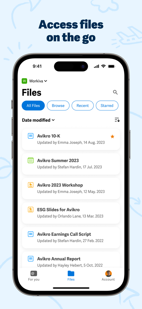 Schermata dell'app Workiva che mostra file aziendali e report finanziari su un dispositivo mobile