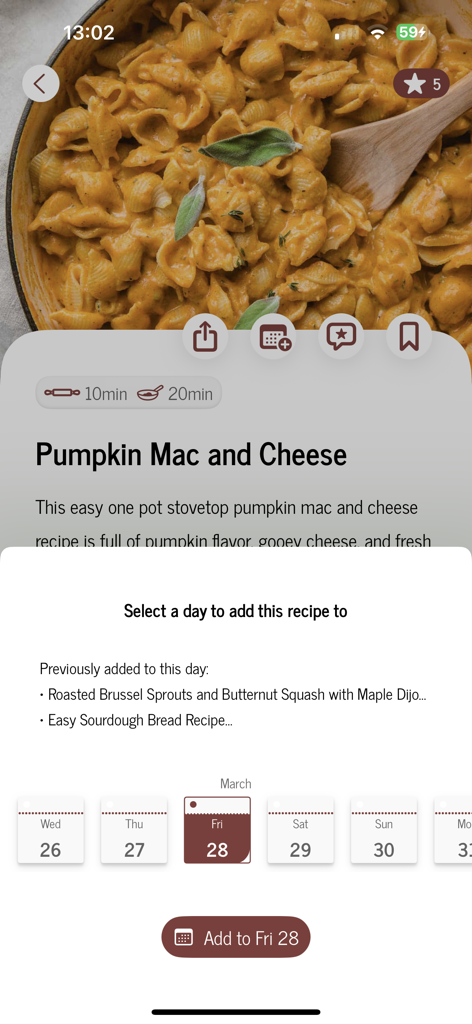 Interface of the Little Spoon Farm app showing a meal planning calendar to schedule a pumpkin mac and cheese recipe.