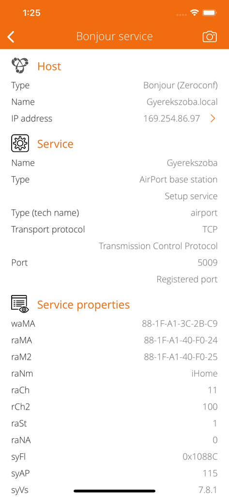 Vista técnica detallada de un servicio Bonjour que muestra la dirección IP del host, el tipo de servicio como estación base AirPort y propiedades de red específicas.