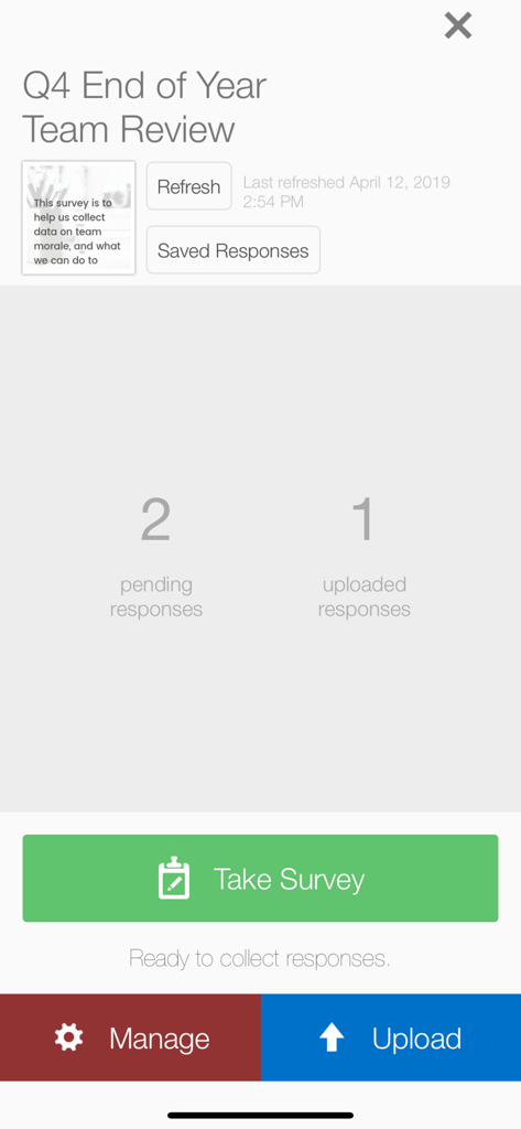Qualtrics Surveys - Schermata dell'app Qualtrics Surveys che mostra le risposte ai sondaggi in sospeso e caricate