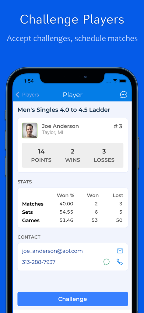 Aplicación iTennisLadder mostrando el perfil de un jugador con estadísticas de partidos y un botón de desafío