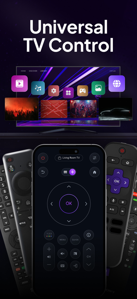iPhone exibindo uma interface de aplicativo de controle remoto universal de TV com vários controles remotos físicos ao fundo