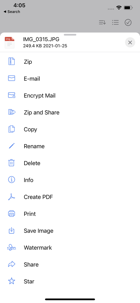 WinZip: #1 zip & unzip tool - Capture d'écran de l'application mobile WinZip montrant une liste d'options de gestion de fichiers, notamment la compression zip, le chiffrement des e-mails, l'ajout d'un filigrane et la création de PDF.