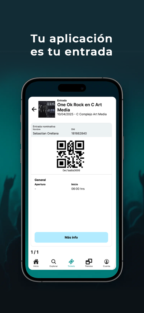 Uno smartphone che mostra un biglietto digitale per un concerto con un codice QR sullo schermo dell'app Livepass Argentina