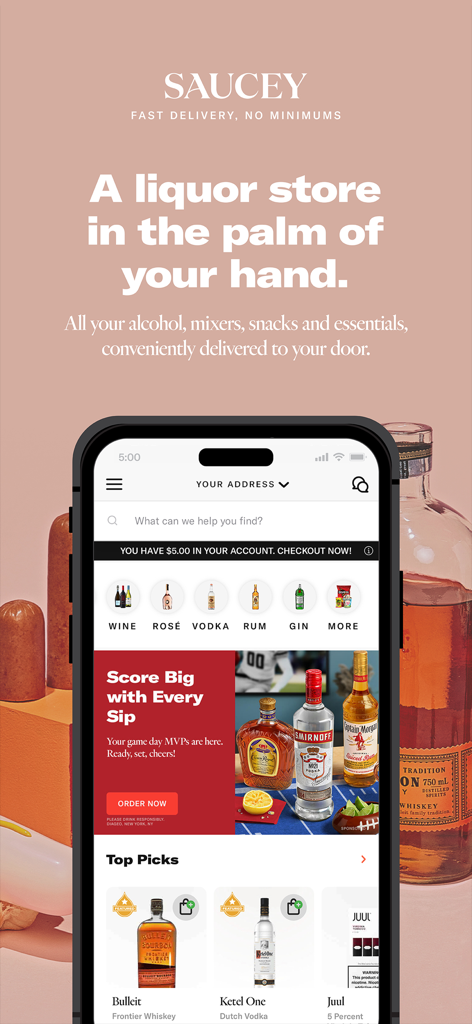 Saucey: Alcohol Delivery - Interfaz de la aplicación móvil Saucey mostrando categorías de licores y bebidas espirituosas para entrega
