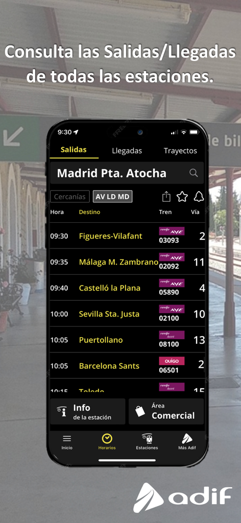 Pantalla de la aplicación móvil que muestra las salidas de trenes en tiempo real y los números de andén en la estación Madrid Atocha