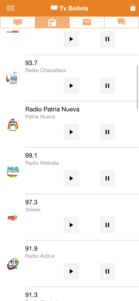 Tv Bolivia - List of Bolivian radio stations in the Tv Bolivia app with play and pause buttons.