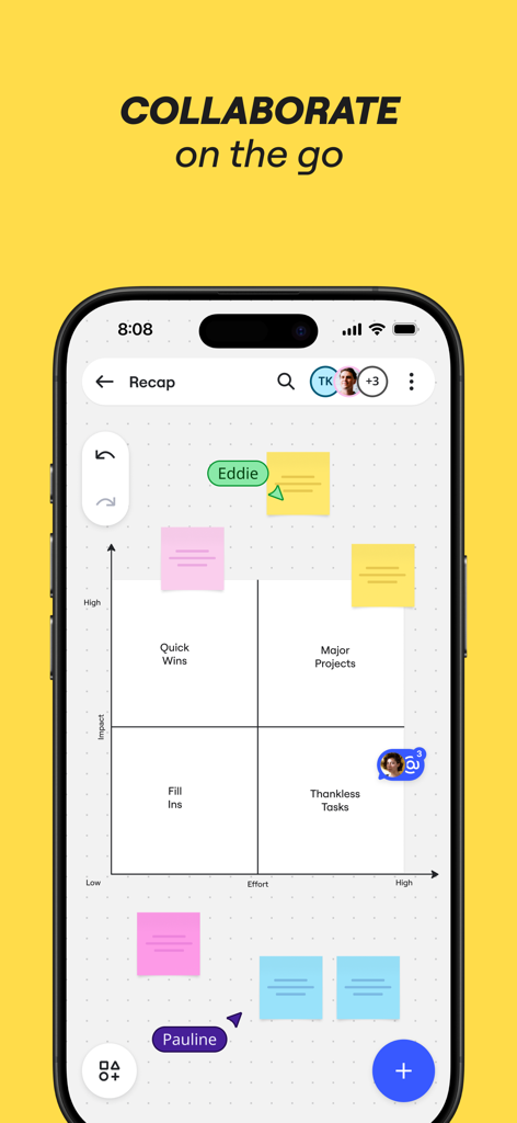 Miro: your visual workspace - Application mobile Miro montrant une matrice impact/effort collaborative avec des notes autocollantes numériques colorées.