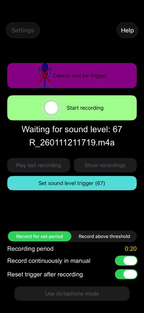 Audio Recorder with Trigger - Écran principal de l'application montrant les paramètres du déclencheur sonore et les boutons d'enregistrement.