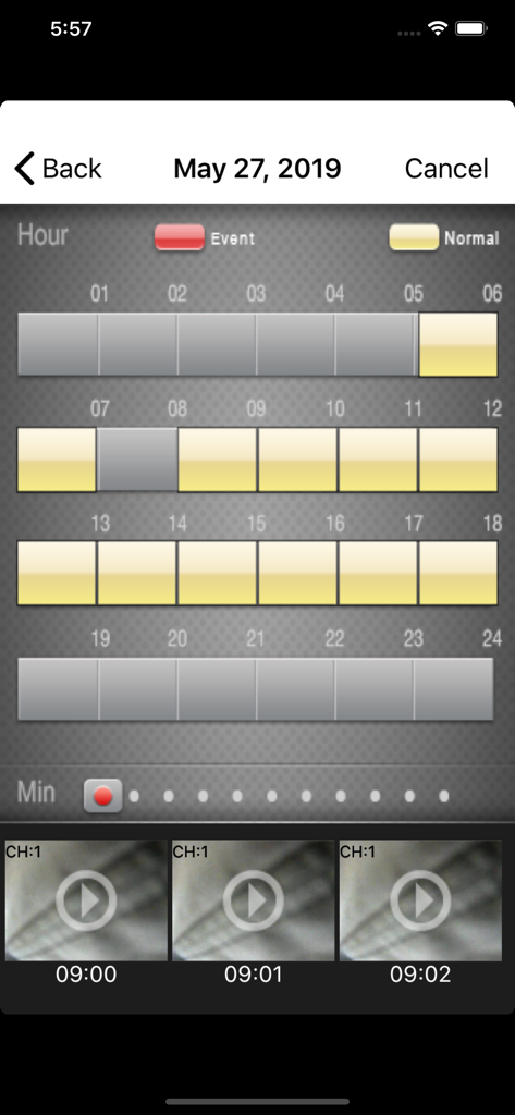 Mobile CMS Proリモート再生インターフェース。時間ごとのタイムラインと録画されたビデオサムネイルが表示されます。