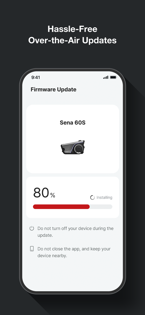 Sena Motorcycles - Écran de l'application Sena Motorcycles montrant une mise à jour du firmware en cours à 80 % pour un casque Sena 60S.