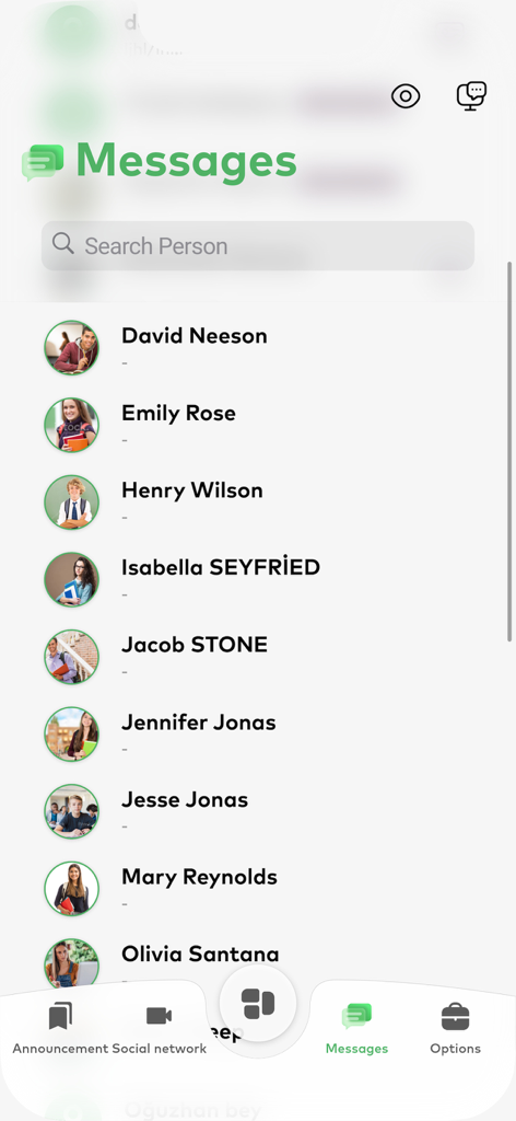 Ekid+ - Tela de mensagens do aplicativo Ekid plus mostrando a lista de contatos para comunicações escolares