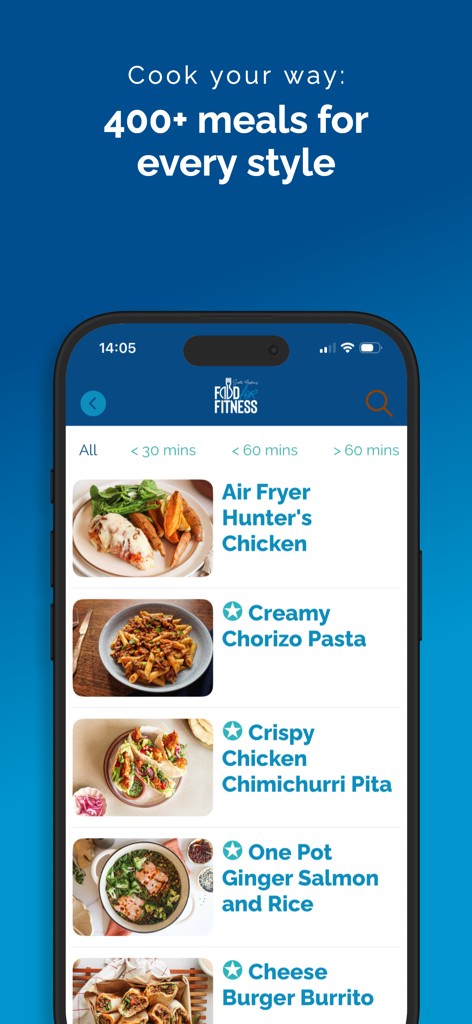 Ein Smartphone zeigt eine Liste gesunder Hochprotein-Rezepte wie Air Fryer Chicken und Chorizo-Pasta in der Food For Fitness App.