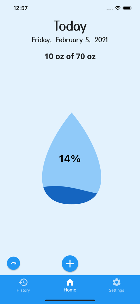 Water Reminder - Daily Drink - Interfaz de aplicación móvil que muestra el progreso del consumo diario de agua con un icono de gota de agua azul al 14 por ciento