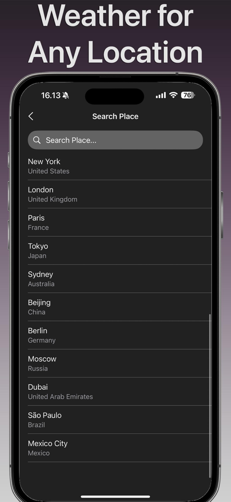 Interfaz de búsqueda de la aplicación meteorológica mostrando una lista de ciudades internacionales para pronósticos locales