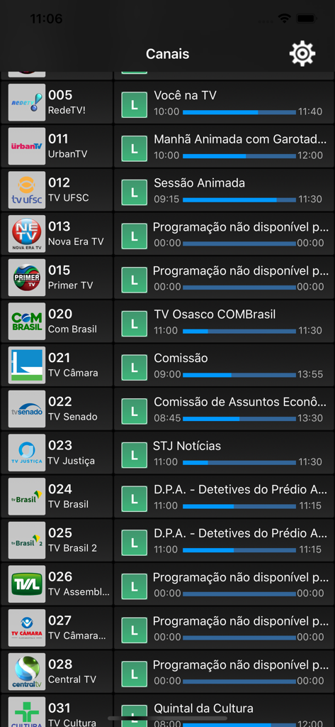 BitOn - Captura de pantalla de la aplicación BitOn que muestra una lista desplazable de canales de TV brasileños en vivo con horarios de programas.