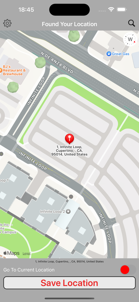 Interface de Pro Map Tools affichant une épingle de localisation à Cupertino et un bouton pour enregistrer l'emplacement