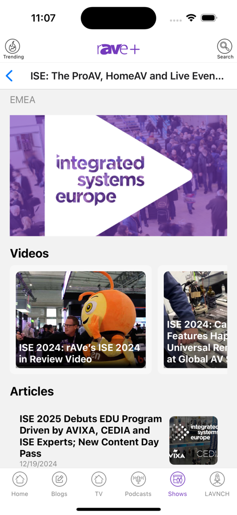 rAVe + - Interfaz de la aplicación móvil rAVe plus que muestra videos y artículos de la feria Integrated Systems Europe