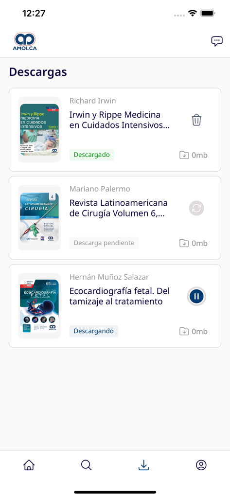 Amolca: Tu Biblioteca Digital - Sección de descargas de la aplicación Amolca de biblioteca médica digital que muestra libros de texto médicos
