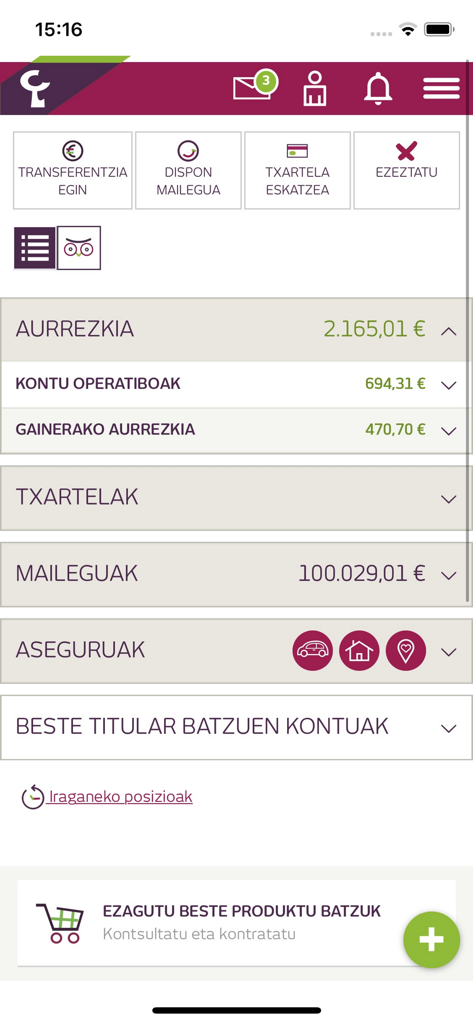 Interfaz de la app de banca móvil de Laboral Kutxa en euskera mostrando saldos de cuenta y servicios financieros.