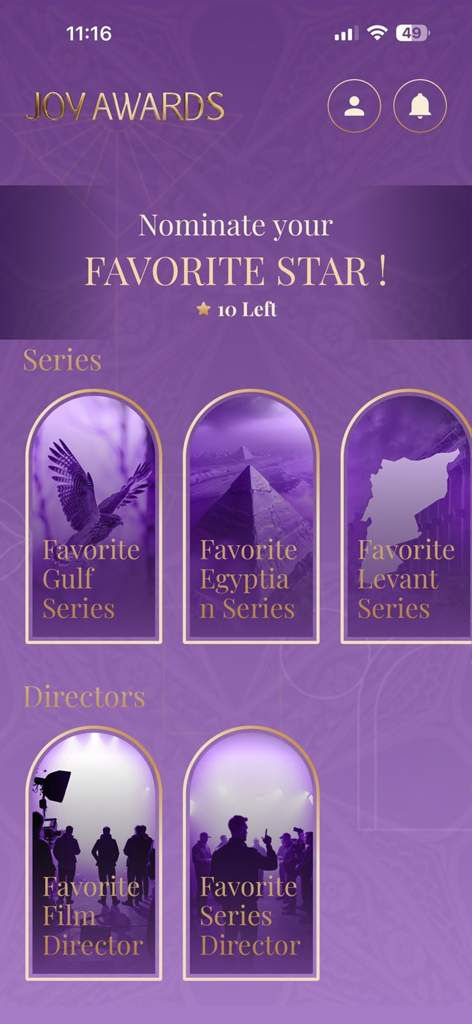 Joy Awards - Pantalla de nominación de la app Joy Awards mostrando categorías para series y directores favoritos con un tema morado y dorado.