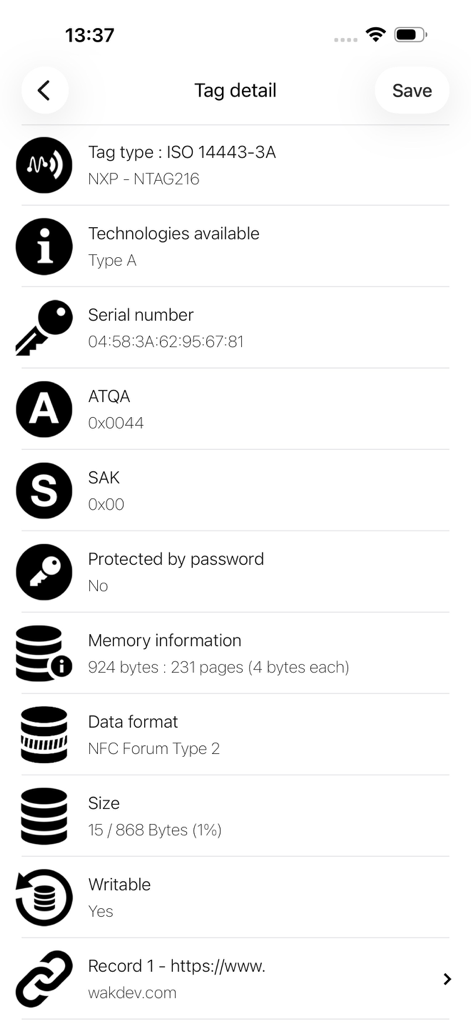 NFC Tools interface displaying technical details of a scanned NFC tag including serial number and memory size
