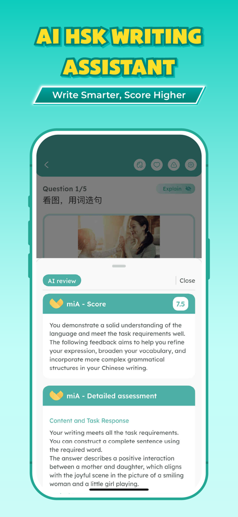 Pantalla de smartphone que muestra la retroalimentación y puntuación del asistente de escritura HSK de IA en la aplicación Migii