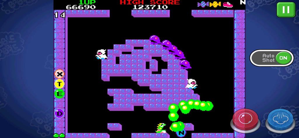 BUBBLE BOBBLE classic mobile gameplay showing Bubblun and enemies in a retro level
