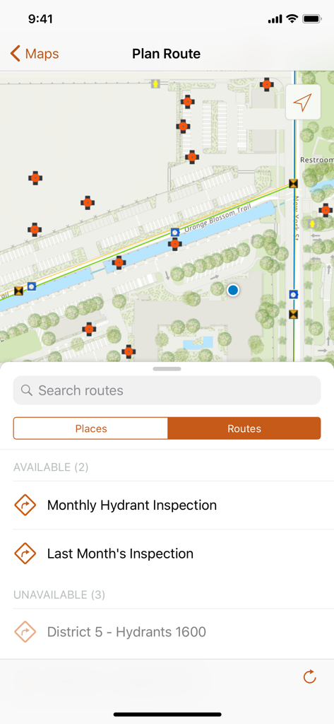 ArcGIS Navigator - ArcGIS Navigator app interface showing a map with hydrant inspection routes and asset locations