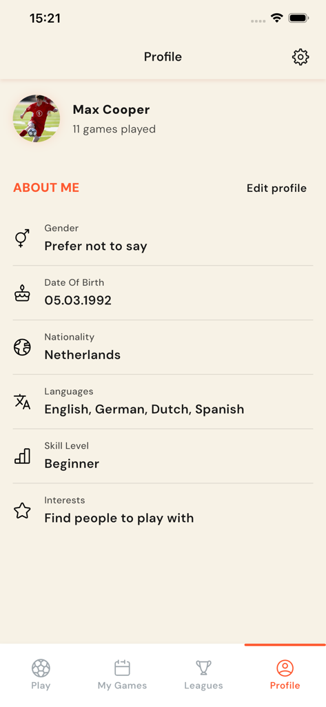 Vaya! - User profile screen on the Vaya football app displaying player statistics, nationality, and skill level