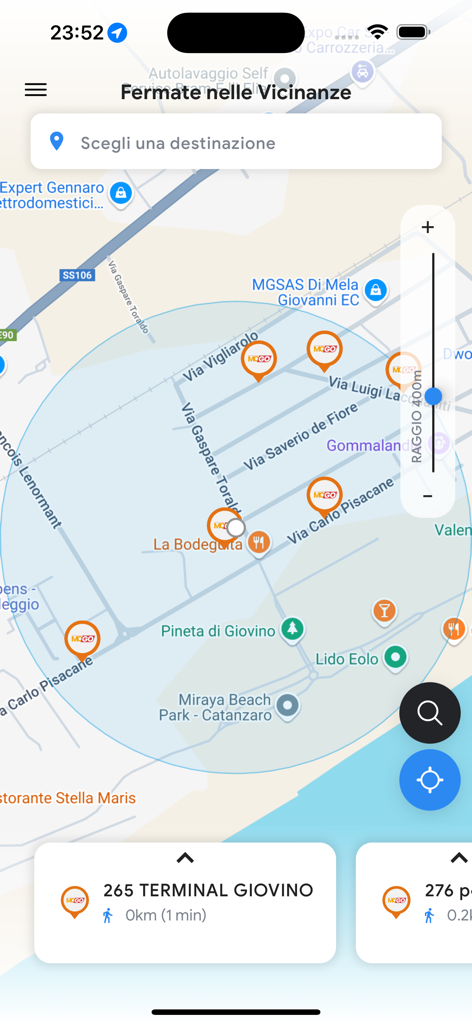 MOGO - イタリアのCatanzaroにある近くのバス停を地図上に表示するMOGOアプリインターフェース