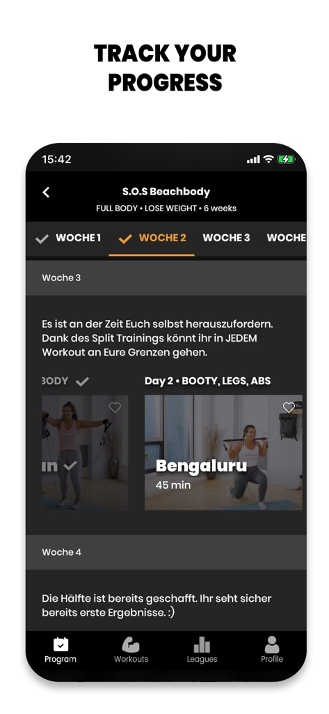The PAKAMA athletics app interface showing a 6-week workout program with progress tracking by weeks