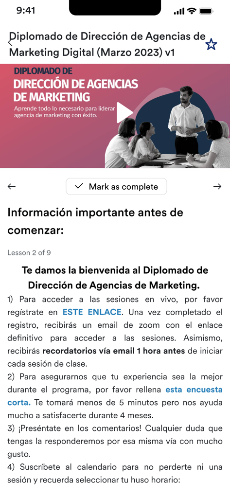 Screenshot of a digital marketing agency management course lesson within the Asuntos Digitales app showing a video player and introductory text in Spanish
