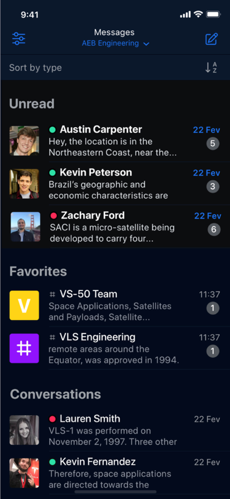 MiChat 전문 메시징 앱 인터페이스로, 읽지 않은 메시지와 즐겨찾는 팀 채널을 보여줍니다.