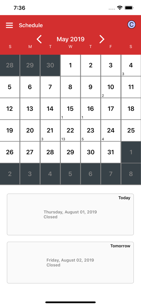 Practice schedule and monthly calendar view in the Dolphin Mobile orthodontic app