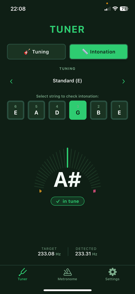 Guitar Tuner and Intonation - Interfaz de la herramienta de entonación de la aplicación Afinador de Guitarra mostrando la detección de tono y datos de frecuencia