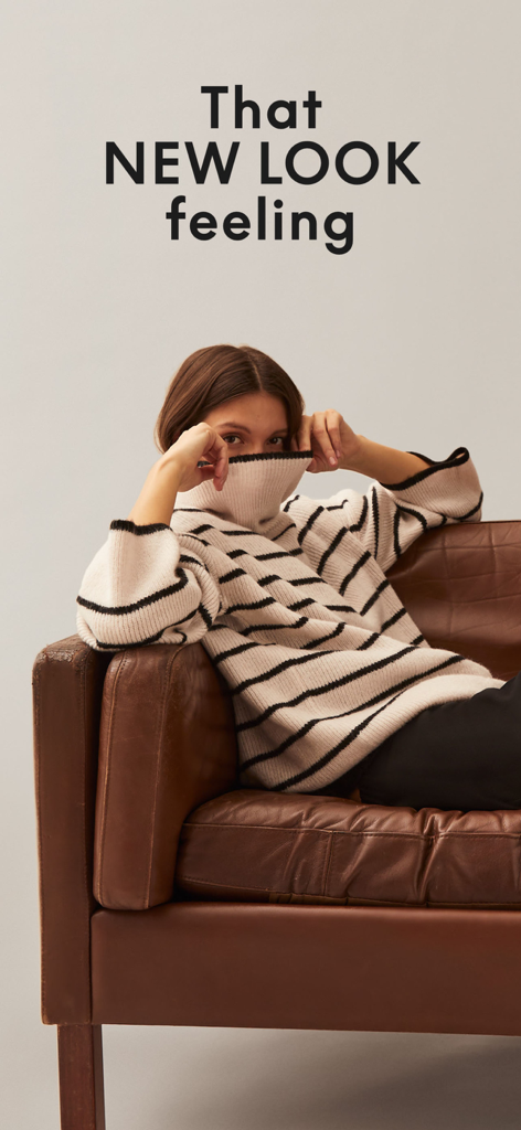 New Look Fashion Online - Femme portant un pull rayé sur un canapé en cuir avec le texte "That New Look feeling"