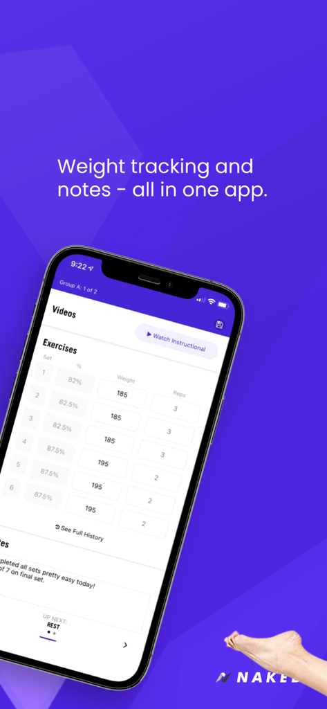 Naked Training - Interfaz de la aplicación Naked Training en un smartphone mostrando un registro detallado de peso y repeticiones para ejercicios de fuerza