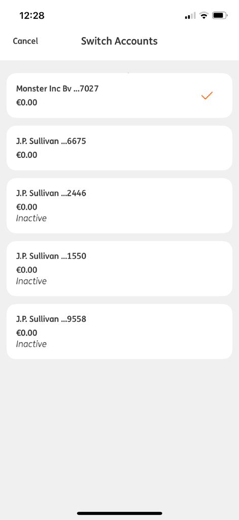 ING Commercial Card - Switch accounts screen in the ING Commercial Card app displaying a list of corporate card accounts and their statuses.