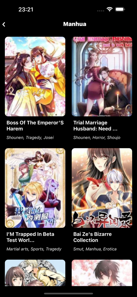 Une capture d'écran de la page de catégorie Manhua dans l'application Manga Fire présentant une grille de couvertures de bandes dessinées en mode sombre.