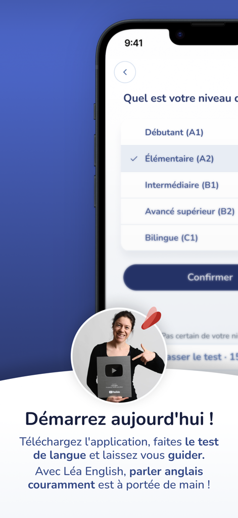 Léa English - Screenshot der Lea English App auf einem iPhone, der den Bildschirm zur Auswahl des Englischniveaus und eine Einführungsnachricht auf Französisch zeigt.
