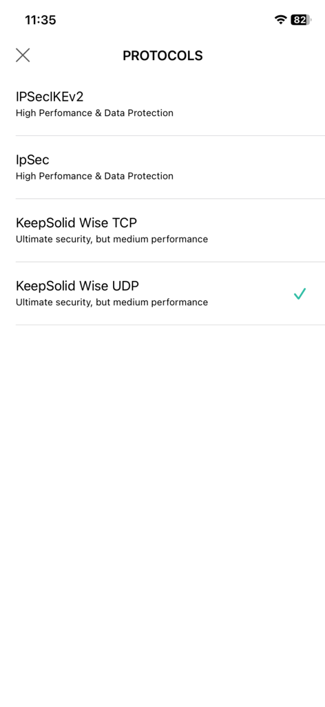 Menu de configurações de protocolo VPN mostrando opções para IPSec e KeepSolid Wise com descrições de desempenho