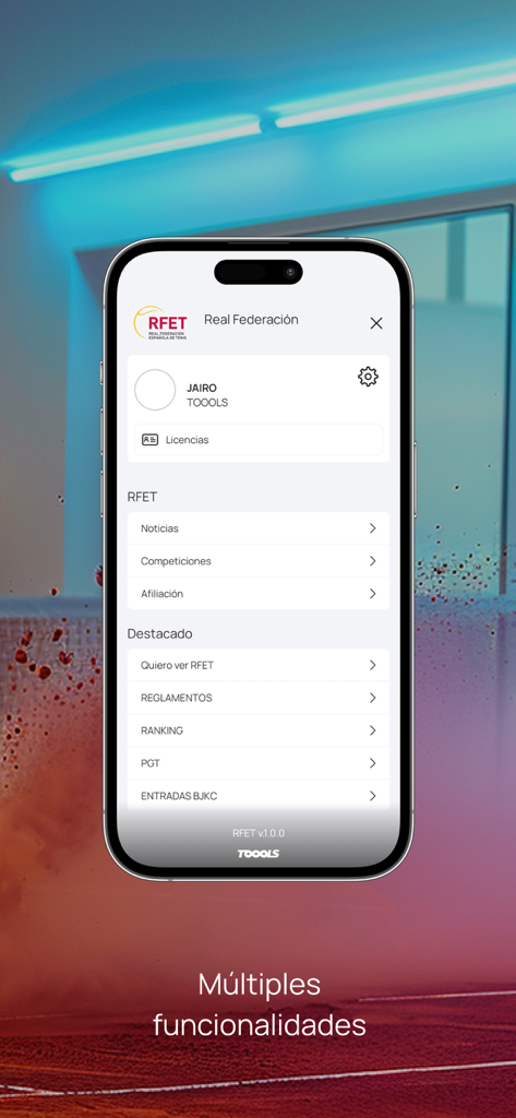RFET - RFET-App-Oberfläche, die Menüoptionen für Tennisnachrichten, Ranglisten und Wettbewerbe anzeigt