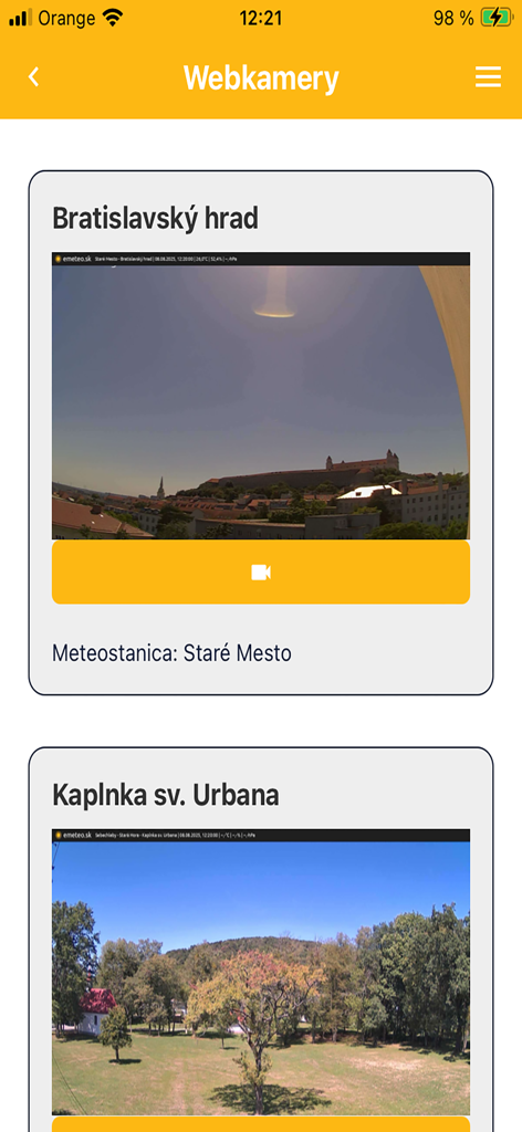 Visão da webcam do Castelo de Bratislava e da Capela de São Urbano no aplicativo meteorológico eslovaco eMeteo