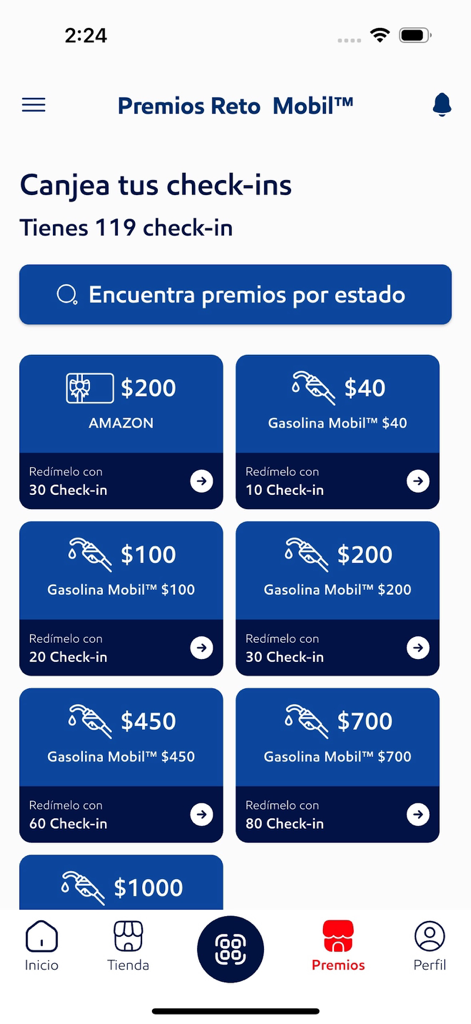Pagina premi dell'App Mobil che mostra carte regalo per benzina e Amazon disponibili per il riscatto con punti check-in