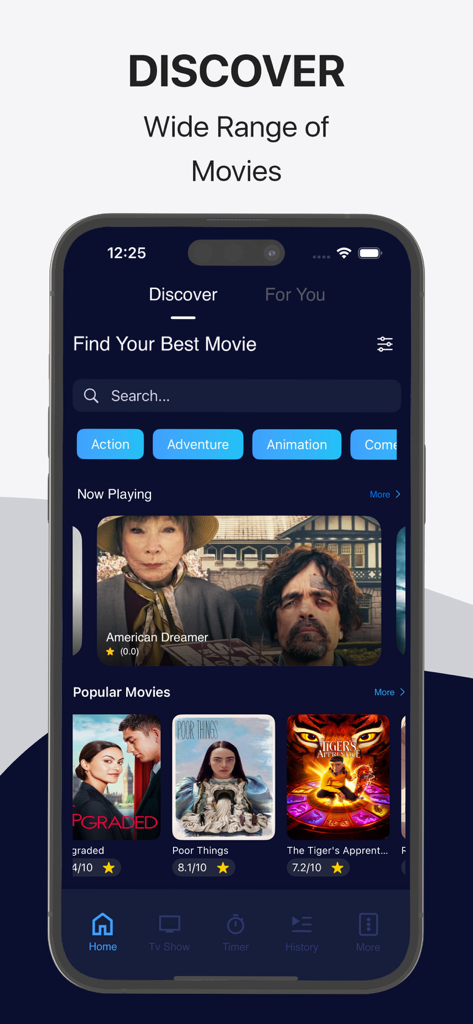 Pantalla de iPhone que muestra la página de descubrimiento de la aplicación Time movies con búsqueda de películas y categorías de películas de moda